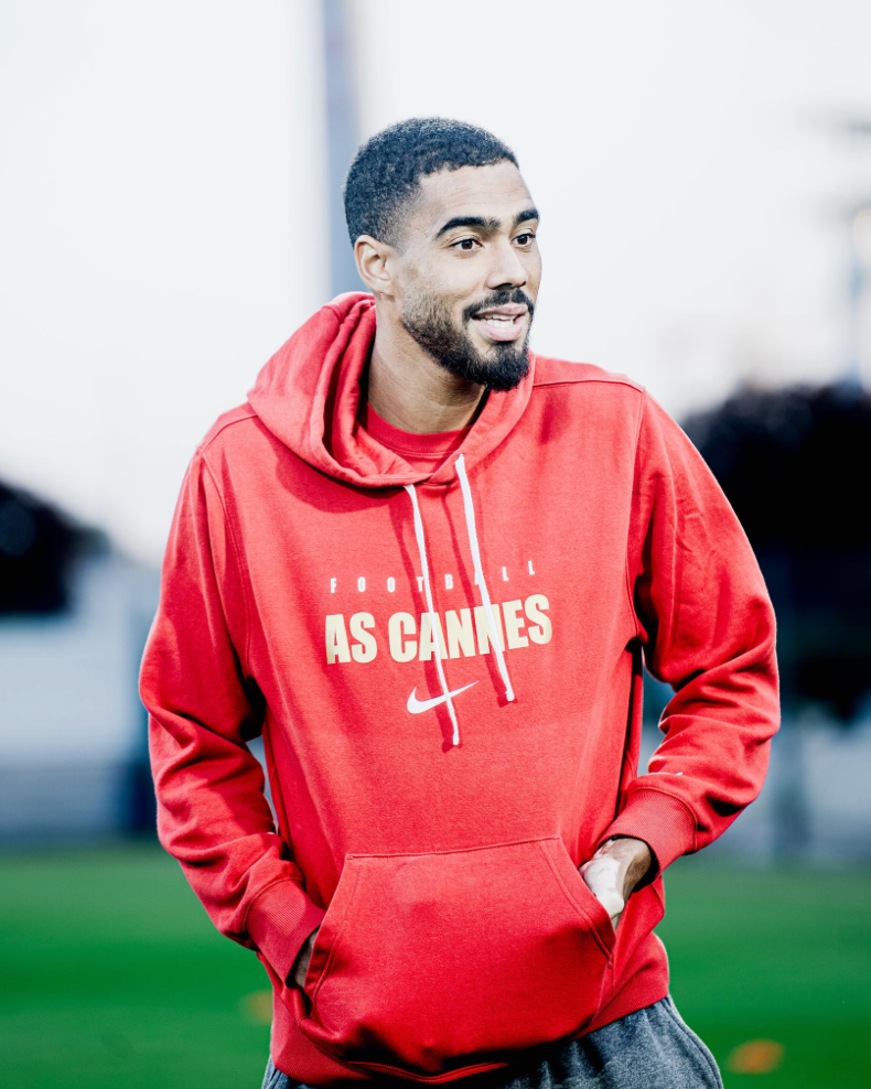 Pull de sortie rouge
